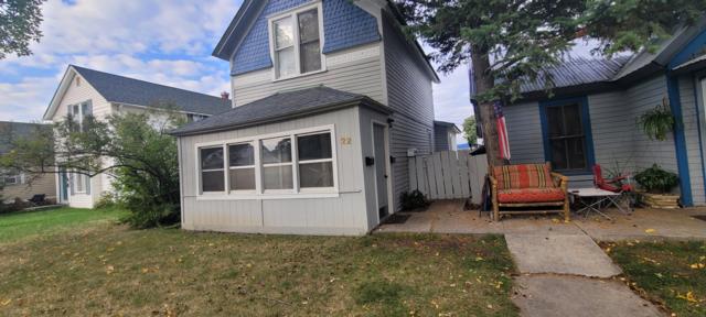 22 1/2 3rd Ave E