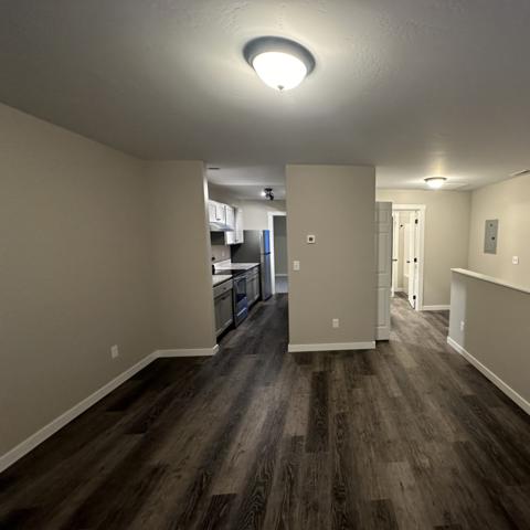 48 W Evergreen Dr Apt I